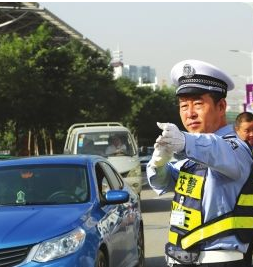 蘭州公交集團全力保障學生開學出行