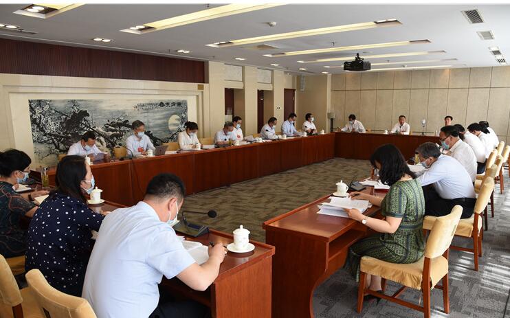 【兩會快訊】甘肅代表團(tuán)分組審議全國人大常委會工作報告，唐仁健參加第二小組會議并發(fā)言