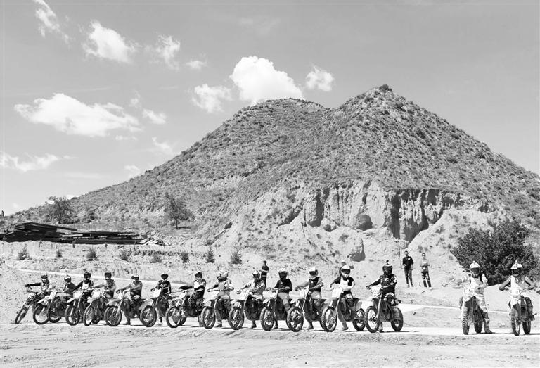 蘭州皋蘭縣第二屆生態(tài)文化旅游節(jié)開(kāi)幕