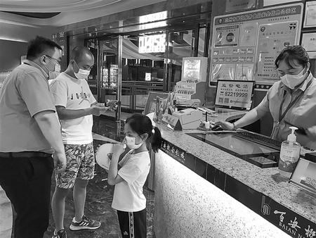 “好久不見(jiàn)，歡迎回來(lái)！”——探訪重啟后的蘭州電影院