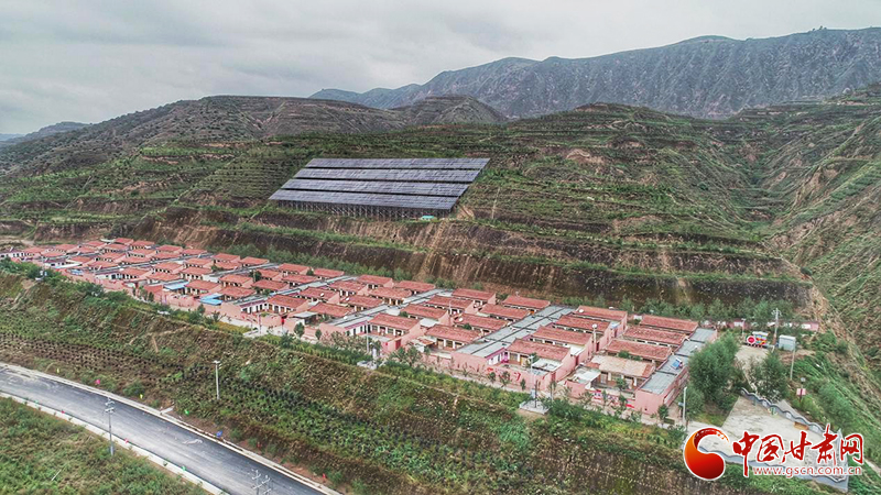 【跟著總書記看甘肅】布楞溝村：水引來了，路修通了，新農村建起來了（圖）