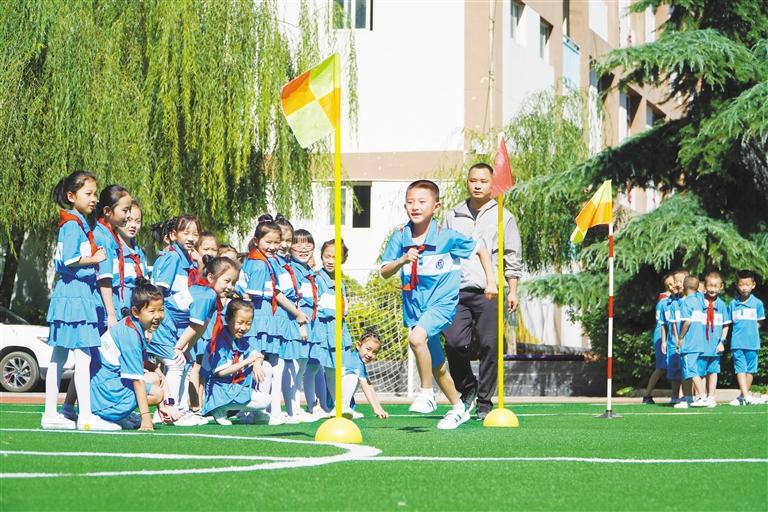 我們開(kāi)學(xué)了！