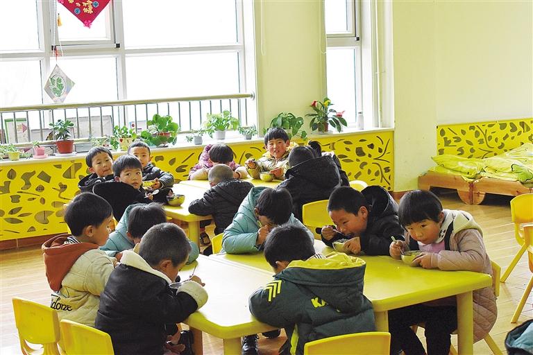 臨夏州和政縣嘉庚實(shí)驗(yàn)幼兒園由廈門(mén)市集美區(qū)投資500萬(wàn)元援建