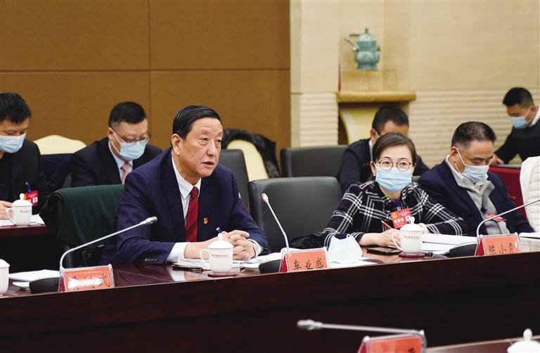 履職盡責(zé)守初心 砥礪奮進(jìn)擔(dān)使命 蘭州市人大代表分組審議市人大常委會(huì)和“兩院”工作報(bào)告