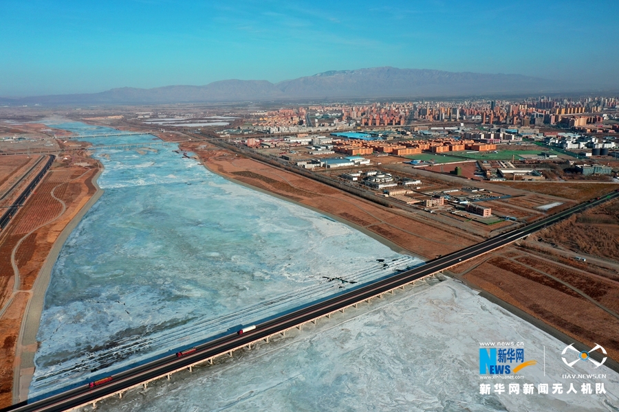 【“飛閱”中國(guó)】壯美！戈壁“銀河”