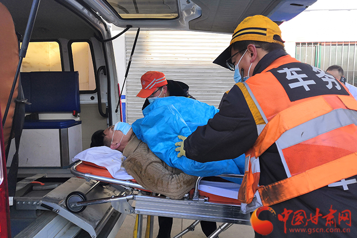 19分鐘緊急救援，永登車站為旅客開辟生命通道