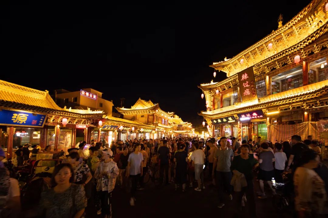 古風(fēng)、華美、浪漫、美味……現(xiàn)實(shí)版“清明上河圖”，就在這里！