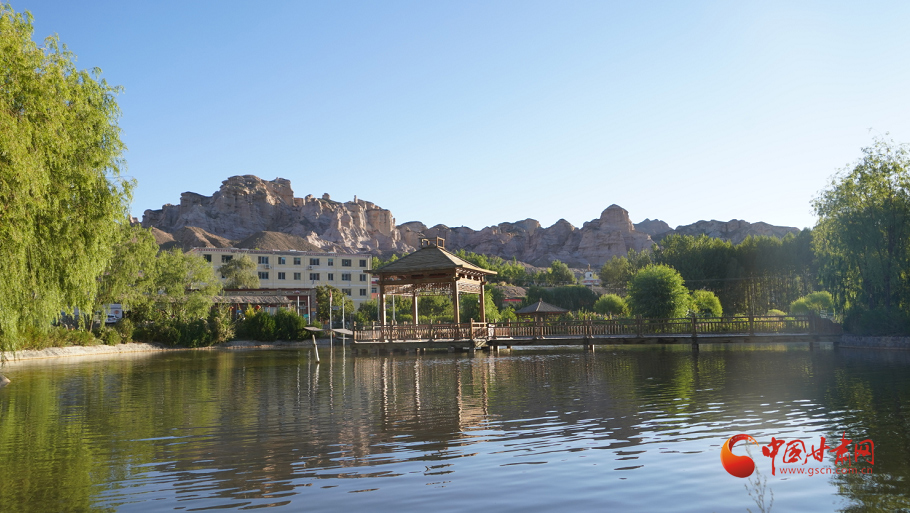 【小康圓夢(mèng)·看甘肅】肅南：鄉(xiāng)村旅游托起百姓富?！敖痫埻搿?>
        </a><em>【小康圓夢(mèng)·看甘肅】肅南：鄉(xiāng)村旅游托起百姓富?！敖痫埻搿?/em></li>
    <li><a  target=