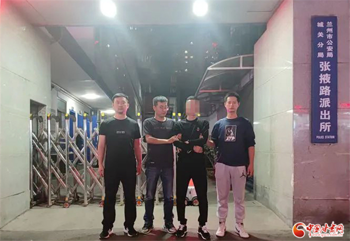 男子扮“富二代”騙財(cái)騙色 隴南警方趕赴蘭州擒獲