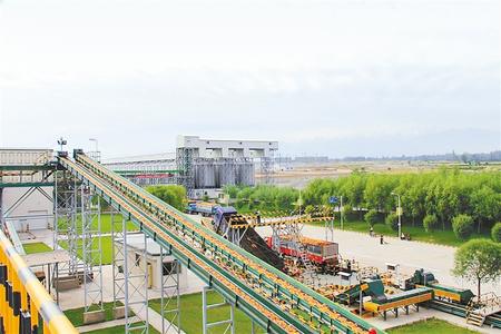 奮力書寫高質量發(fā)展的甘肅答卷——甘肅省各地貫徹落實“三新一高”要求加快經(jīng)濟社會發(fā)展掃描