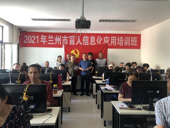 維權(quán)處黨支部開(kāi)展“法律宣傳進(jìn)學(xué)?！敝驹刚叻?wù)活動(dòng)