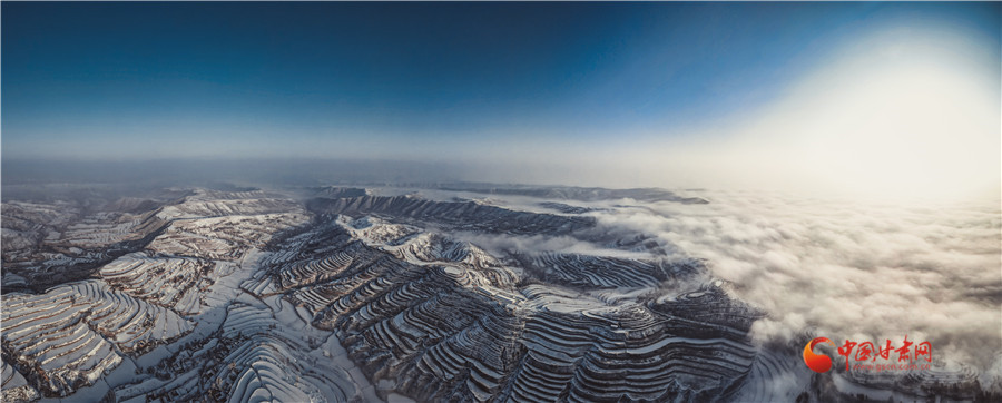 【隴拍客】蘭州榆中：穿越云?？刺萏?雪后家園似仙境